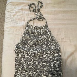 Knitted backless tank top